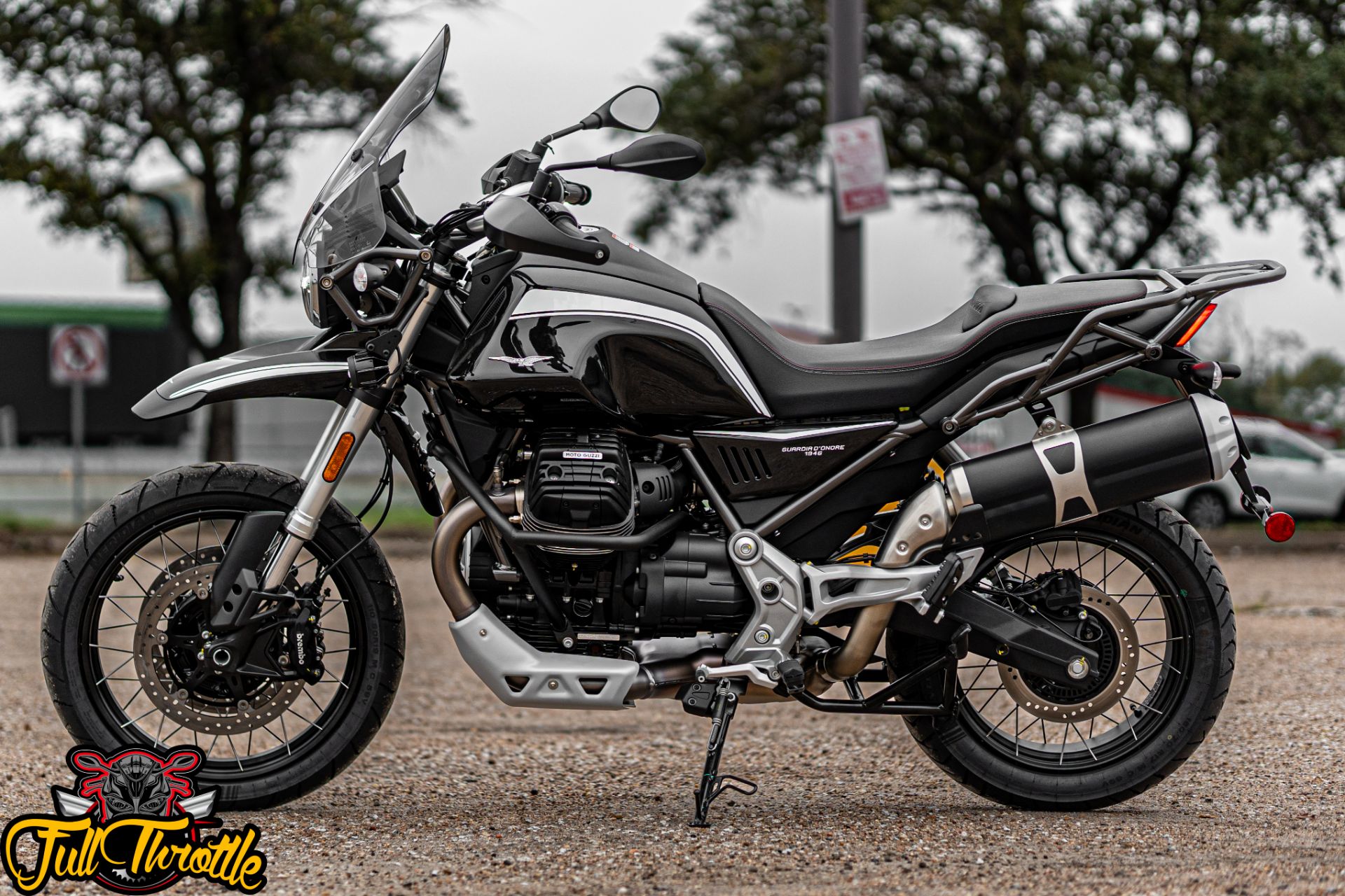 2023 Moto Guzzi V85 TT Guardia D’onore in Houston, Texas - Photo 6