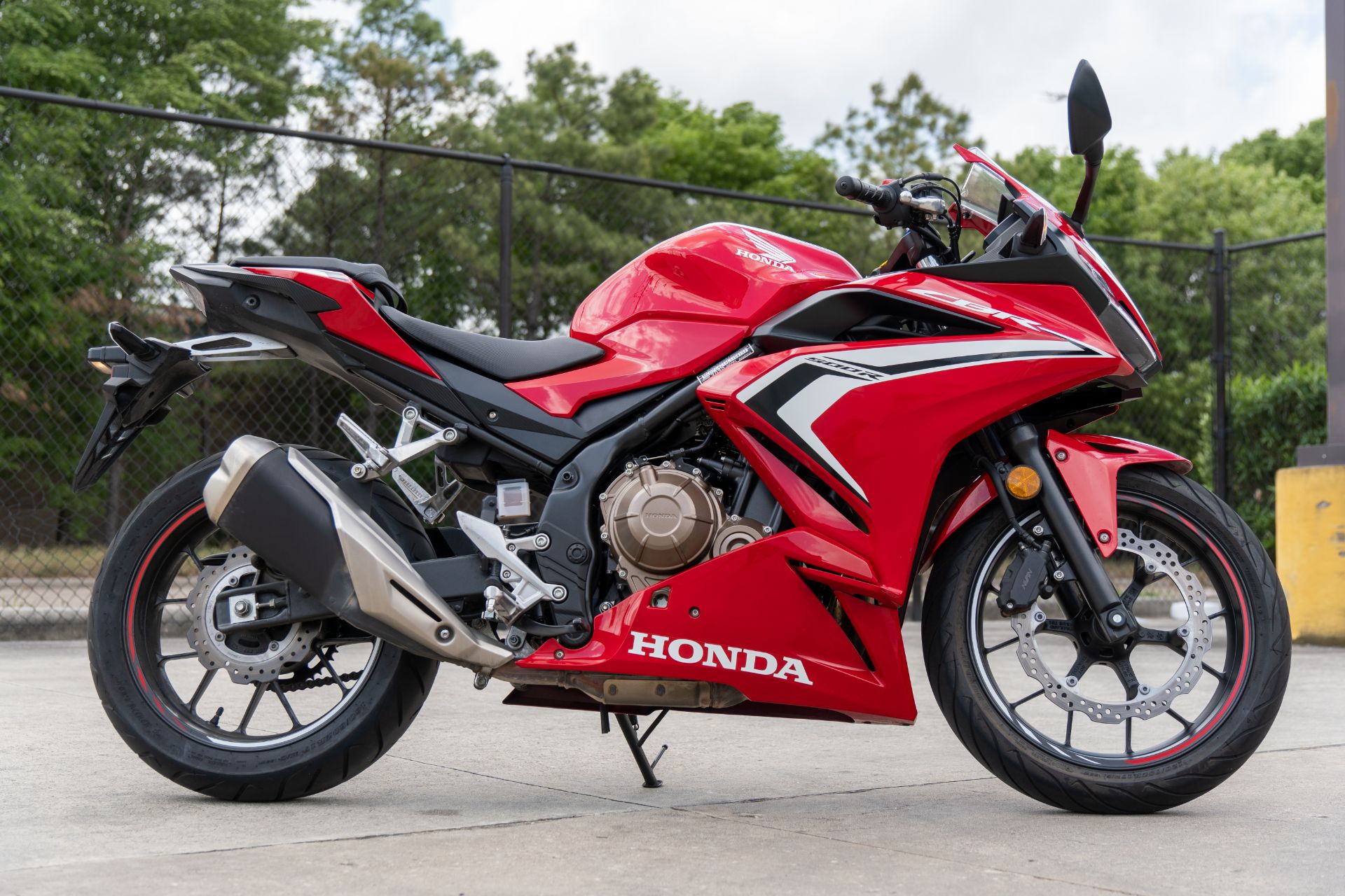 2020 Honda CBR500R ABS in Houston, Texas - Photo 2