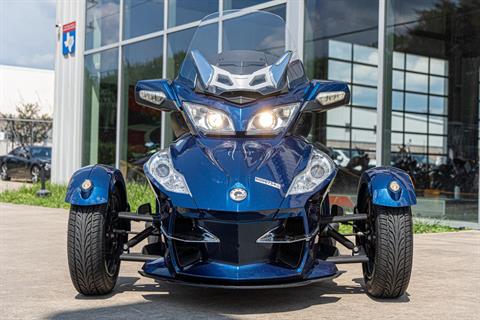 2011 Can-Am Spyder® RT Audio & Convenience SM5 in Houston, Texas - Photo 9