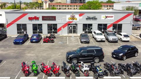 2015 Kawasaki Ninja® ZX™-6R 30th Anniversary in Houston, Texas - Photo 19