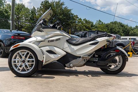 2014 Can-Am Spyder® ST SE5 in Houston, Texas - Photo 7