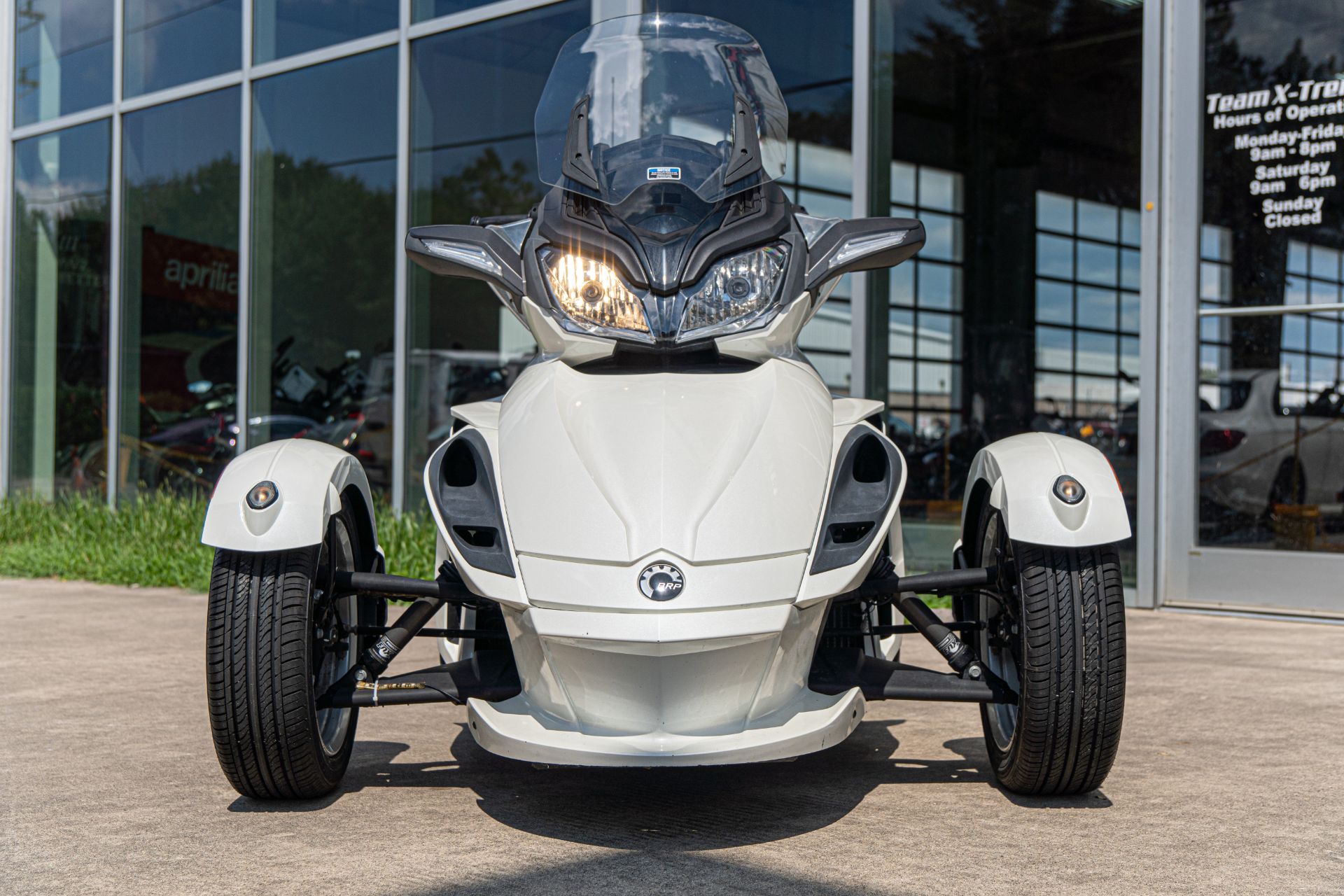 2014 Can-Am Spyder® ST SE5 in Houston, Texas - Photo 9