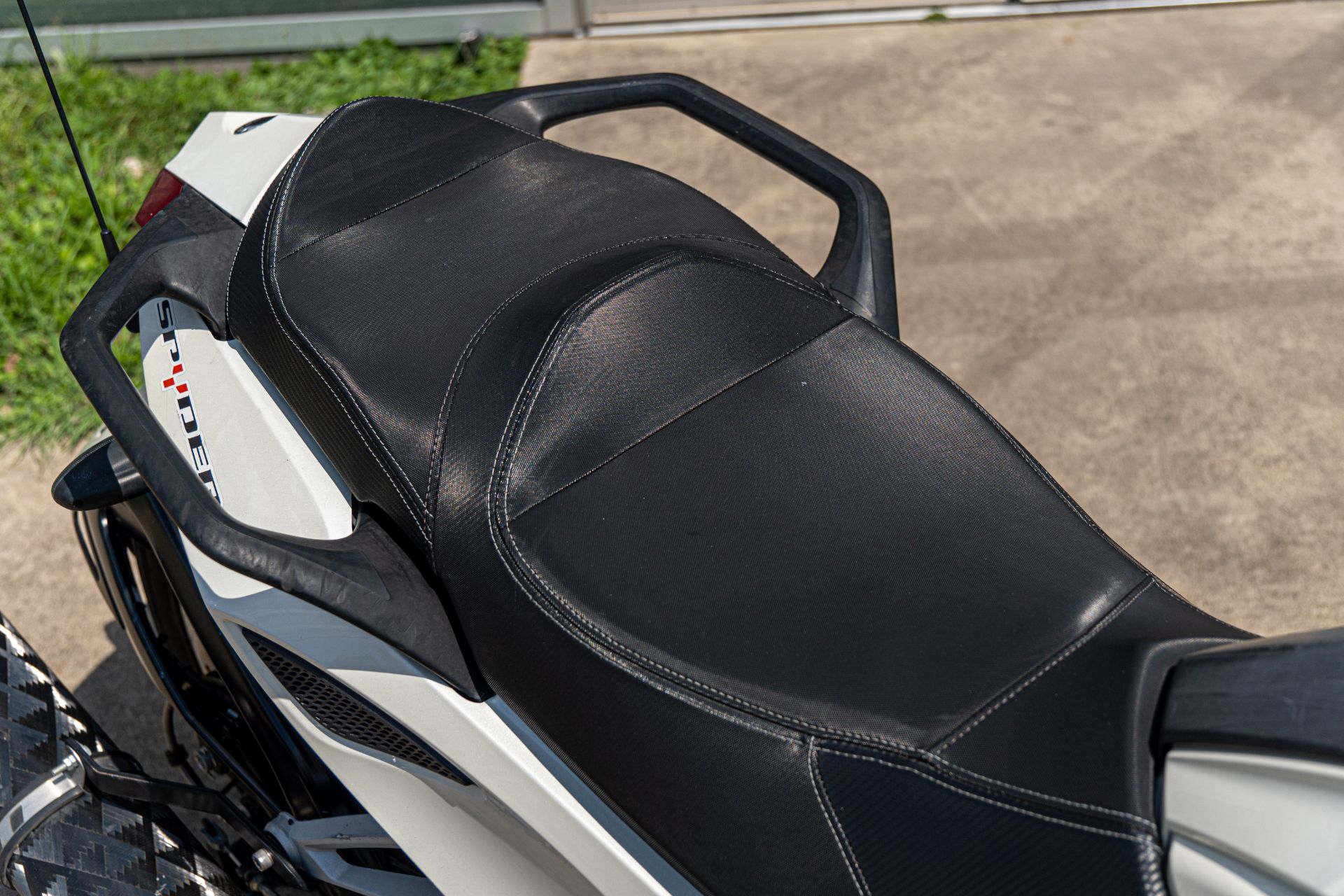 2014 Can-Am Spyder® ST SE5 in Houston, Texas - Photo 10