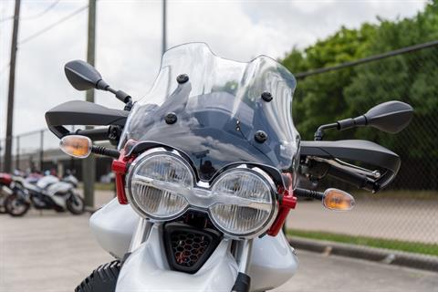 2022 Moto Guzzi V85 TT Adventure E5 in Houston, Texas - Photo 7