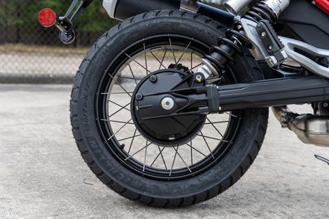 2022 Moto Guzzi V85 TT Adventure E5 in Houston, Texas - Photo 8
