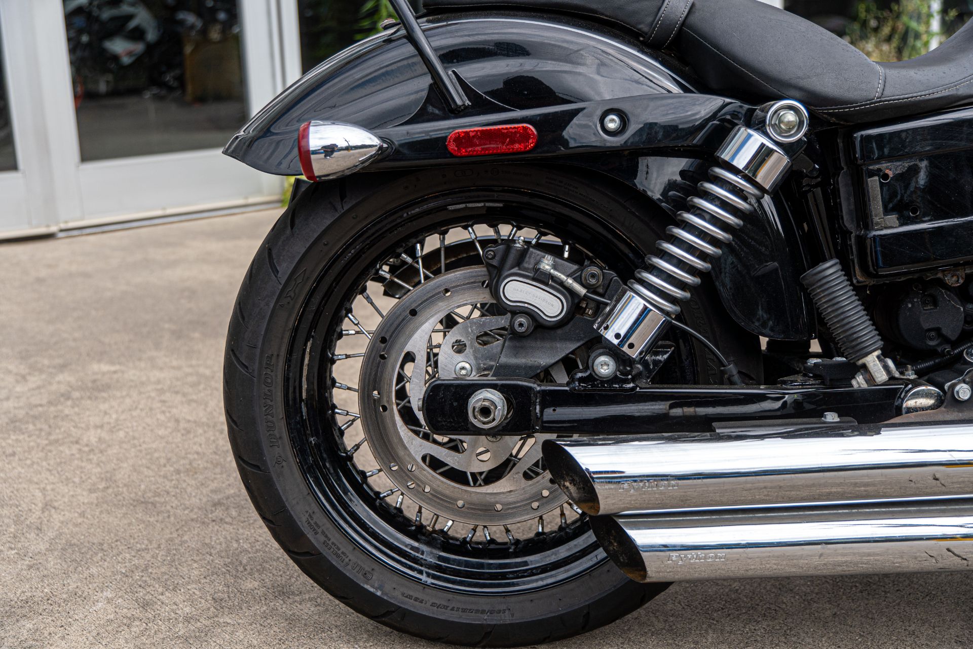 2013 Harley-Davidson Dyna® Wide Glide® in Houston, Texas - Photo 9