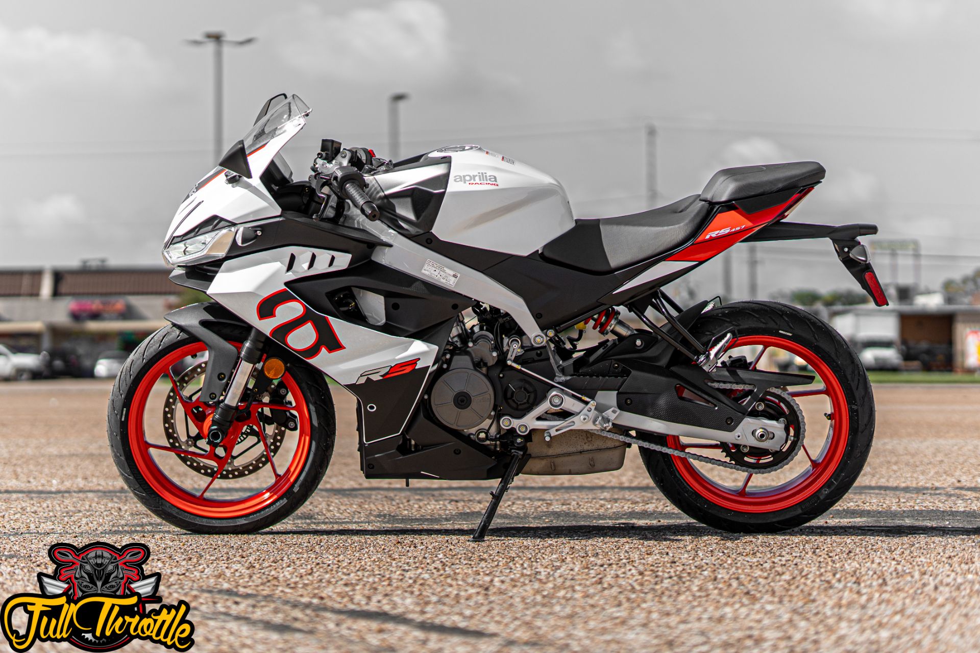 2025 Aprilia RS 457 in Houston, Texas - Photo 13