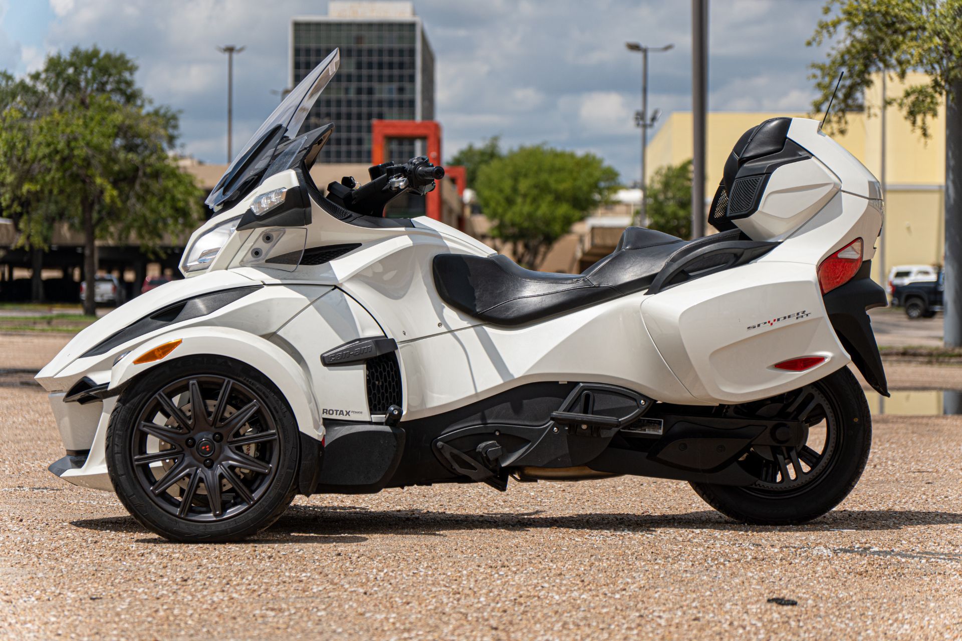 2018 Can-Am Spyder RT SM6 in Houston, Texas - Photo 6