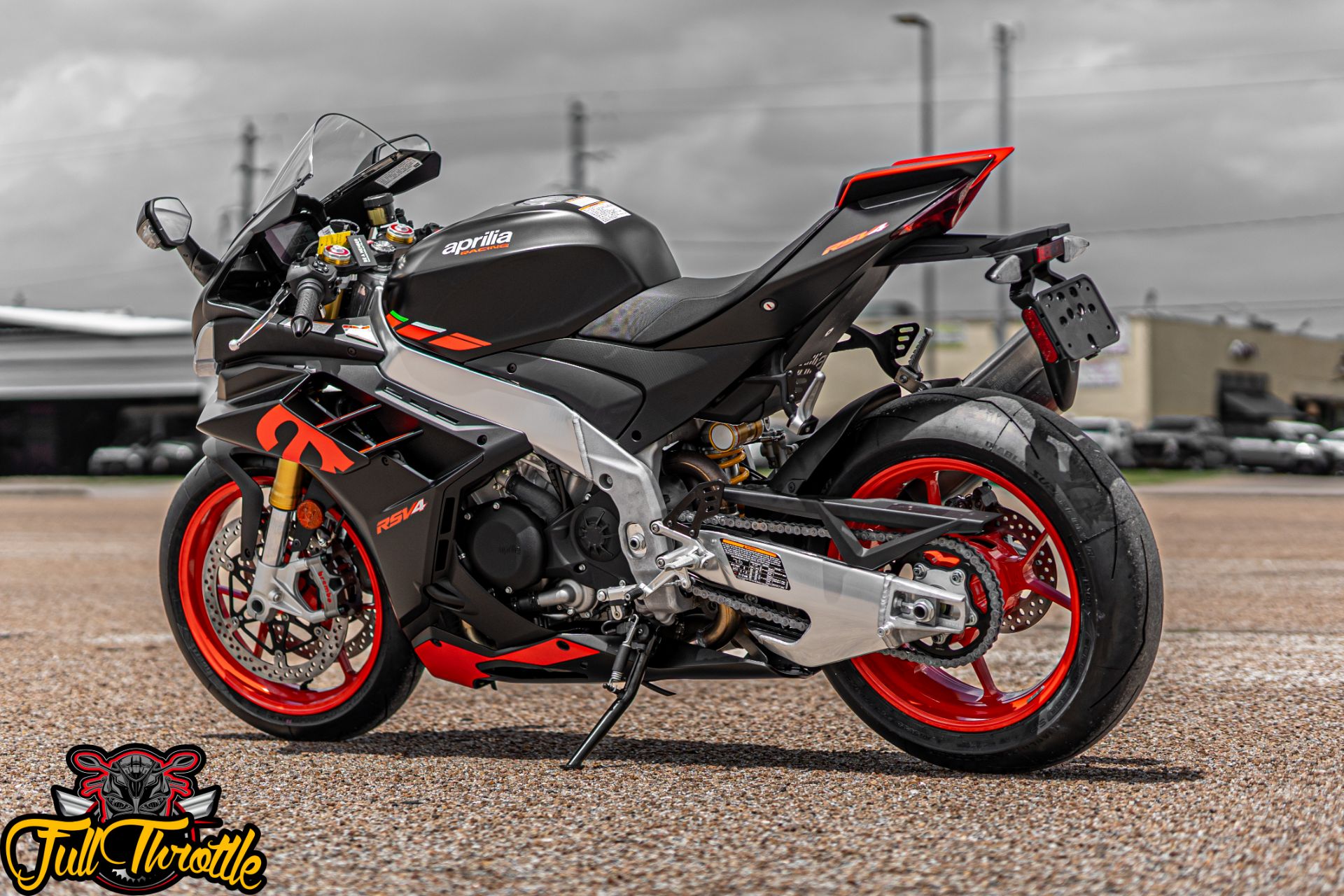 2024 Aprilia RSV4 1100 in Houston, Texas - Photo 15