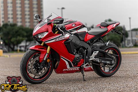 2021 Honda CBR1000RR ABS in Houston, Texas - Photo 7