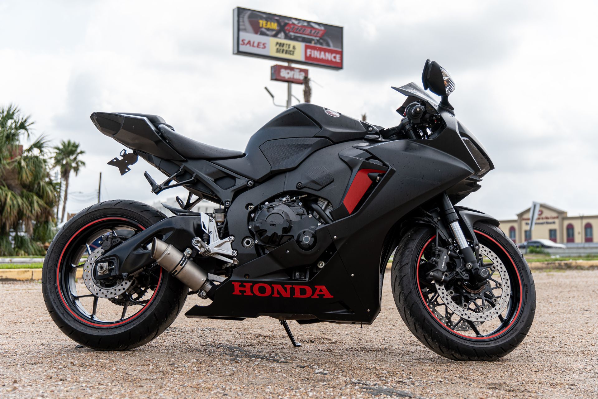 2017 Honda CBR1000RR ABS in Houston, Texas - Photo 2