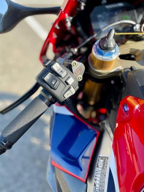 2017 Honda CBR1000RR SP in Houston, Texas - Photo 15
