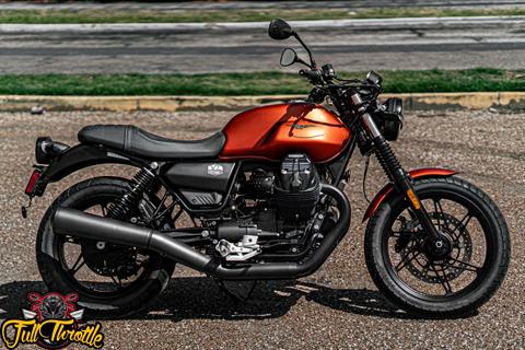 2021 Moto Guzzi V7 Stone E5 in Houston, Texas - Photo 2