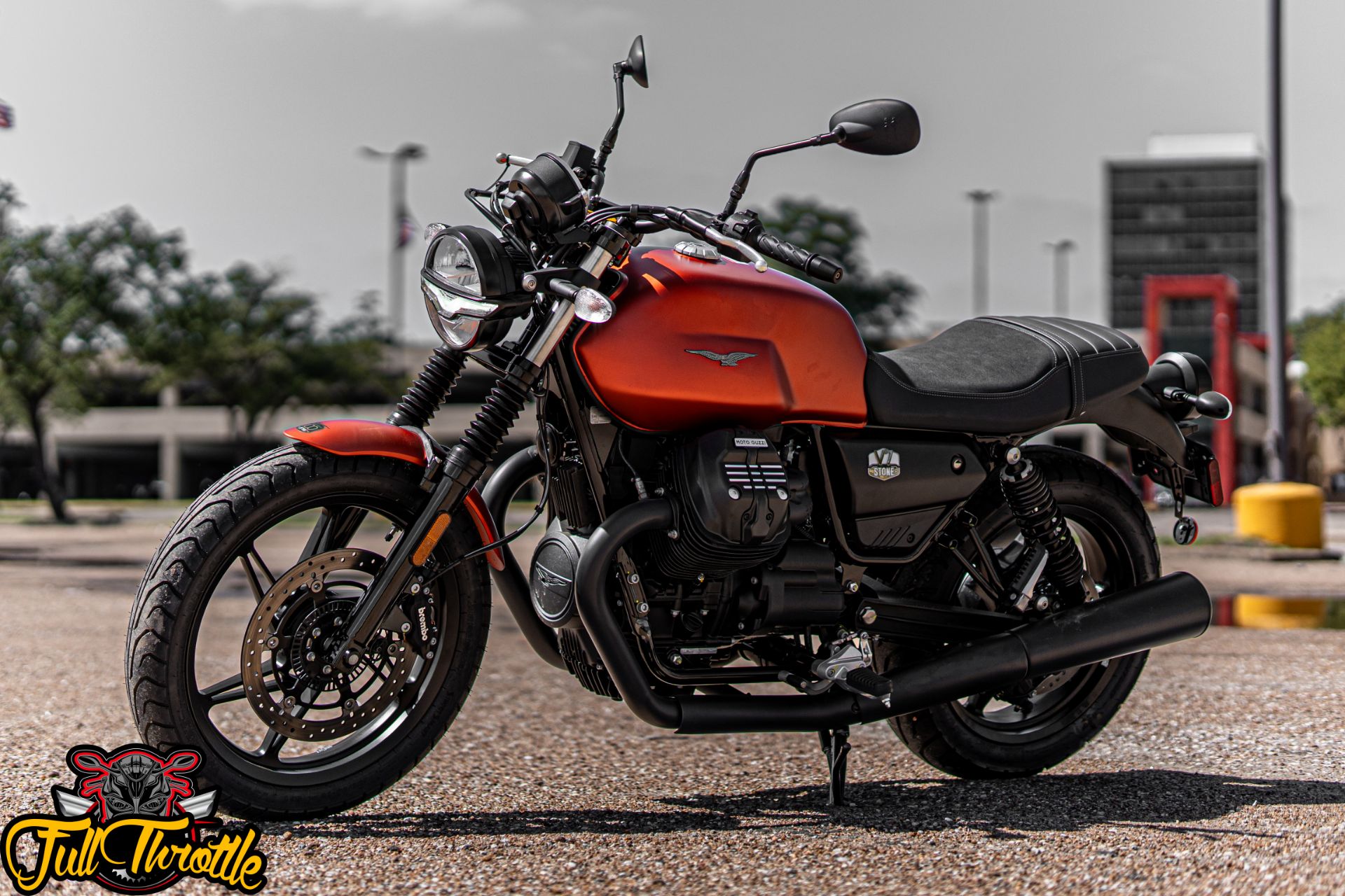 2021 Moto Guzzi V7 Stone E5 in Houston, Texas - Photo 7