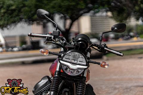 2021 Moto Guzzi V7 Stone E5 in Houston, Texas - Photo 8