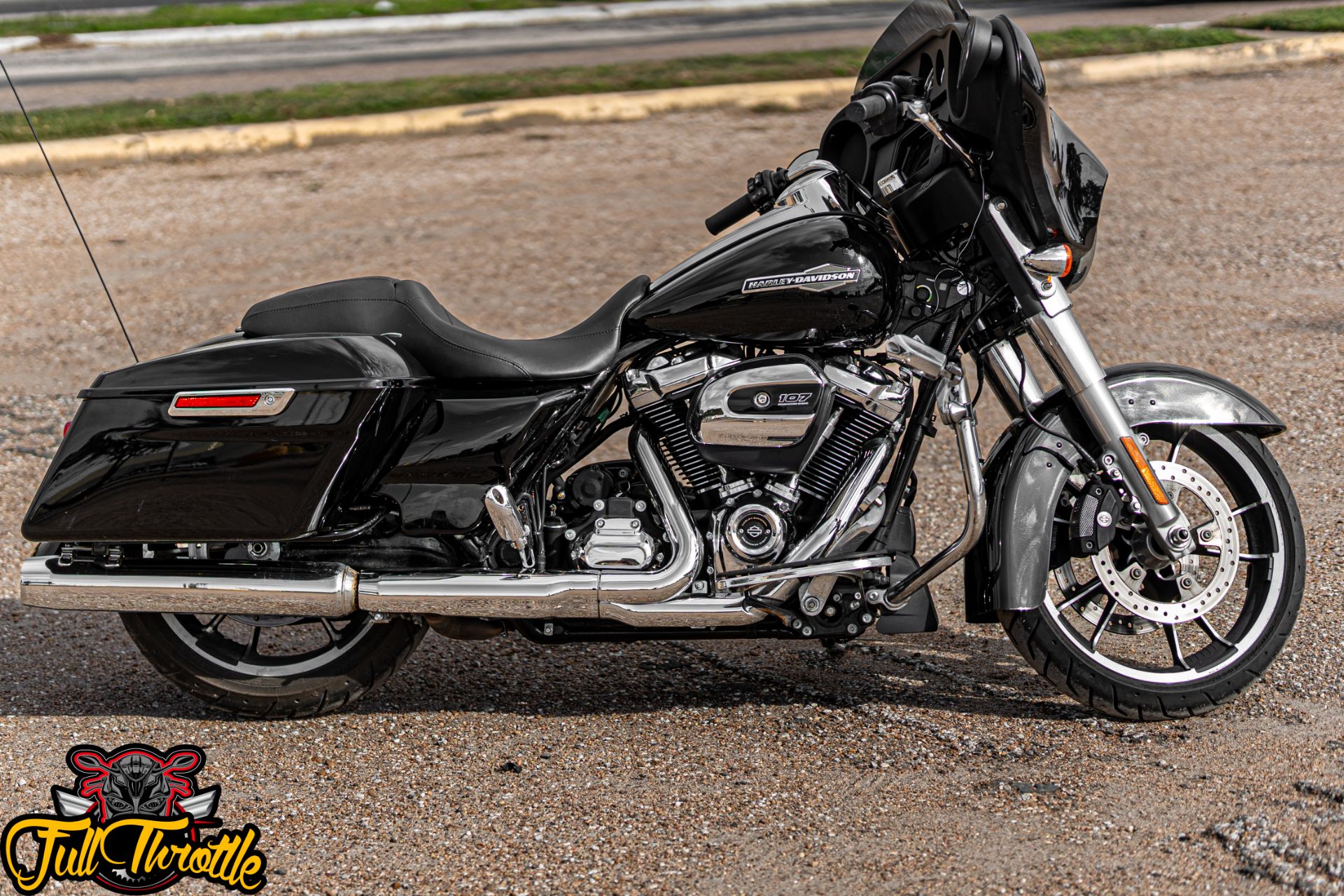 2023 Harley-Davidson Street Glide® in Houston, Texas - Photo 2