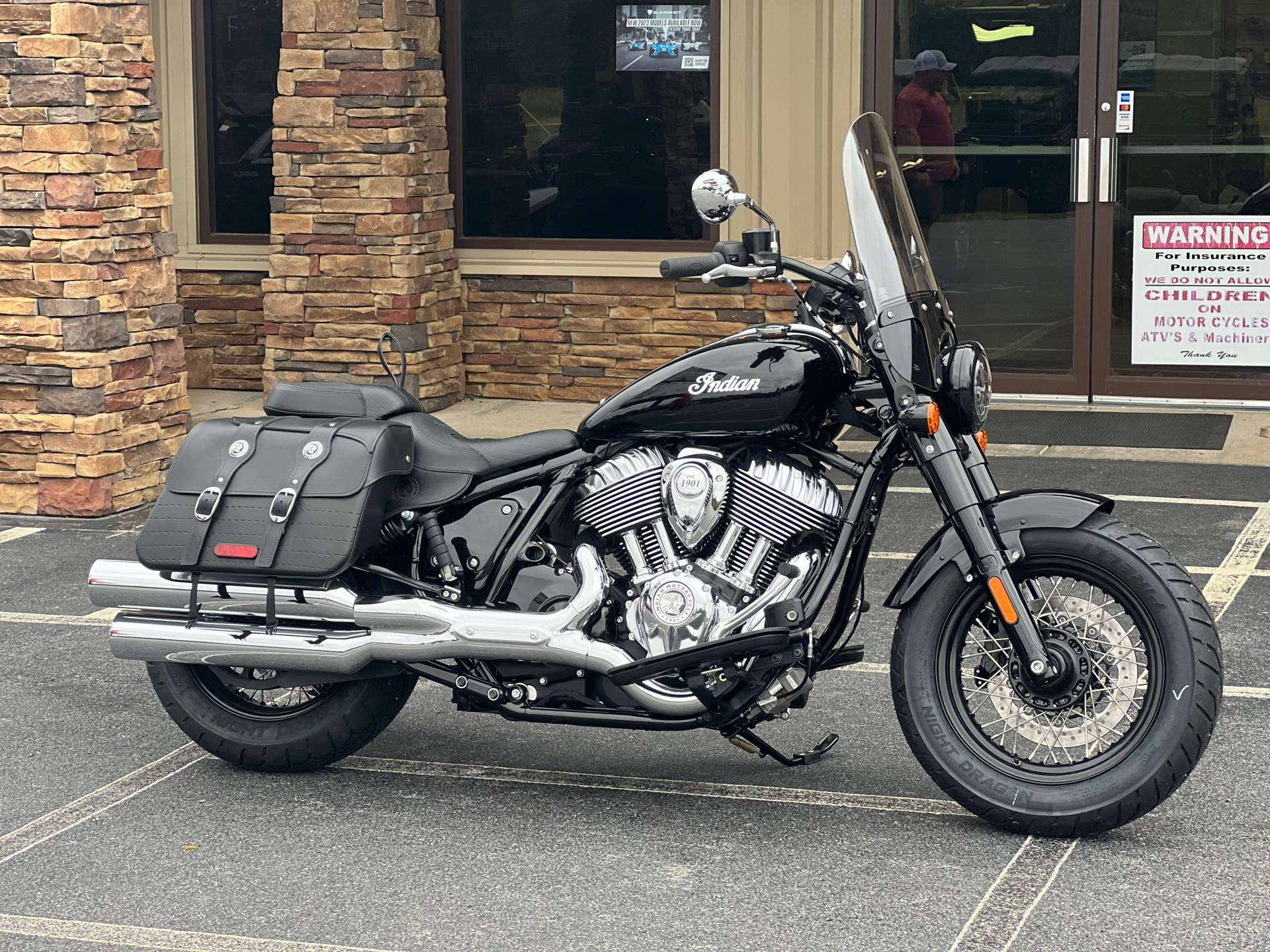 2023 Indian Motorcycle Super Chief Limited ABS in Jacksonville, Arkansas - Photo 2