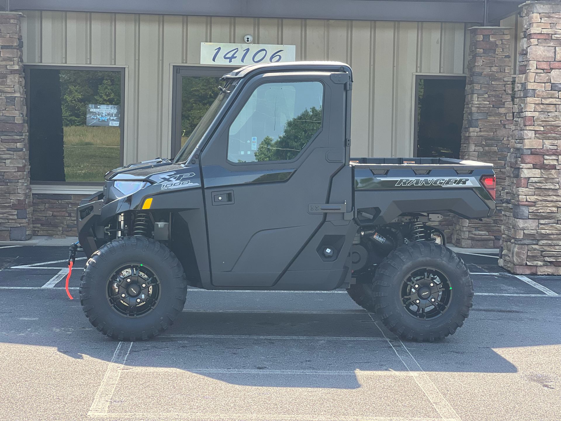 2025 Polaris Ranger XP 1000 NorthStar Edition Premium With Fixed Windshield in Jacksonville, Arkansas - Photo 2