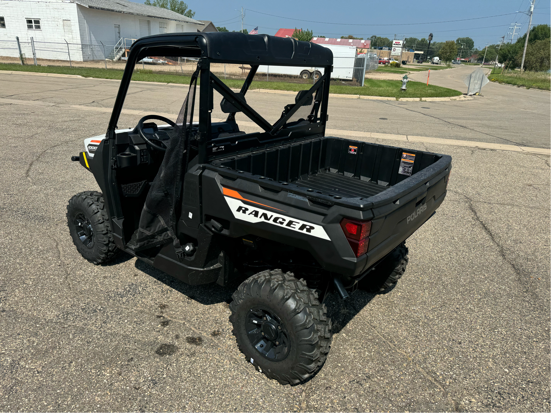 2025 Polaris Ranger 1000 Premium in Albert Lea, Minnesota - Photo 3