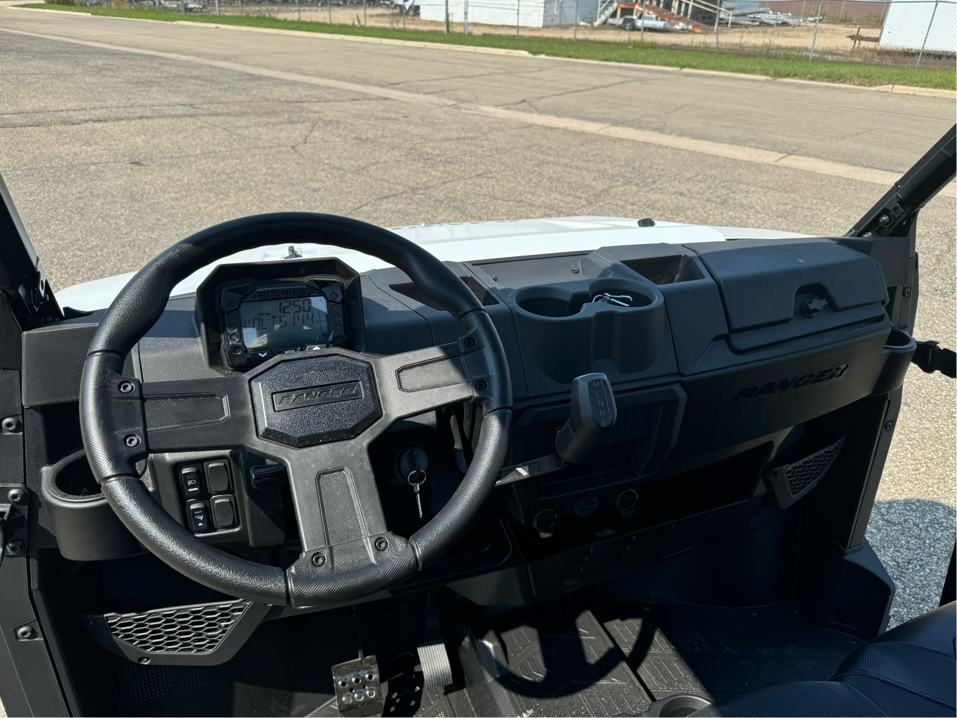 2025 Polaris Ranger 1000 Premium in Albert Lea, Minnesota - Photo 5