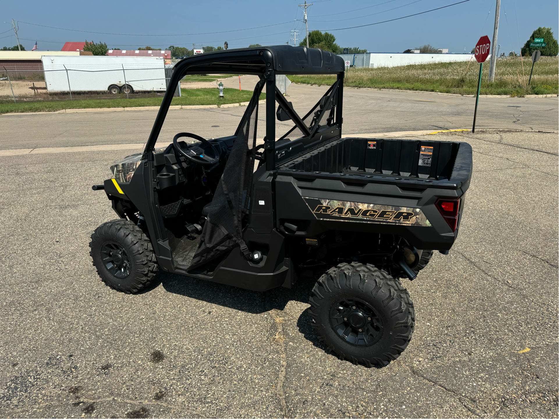 2025 Polaris Ranger 1000 Premium in Albert Lea, Minnesota - Photo 4