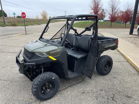 2025 Polaris Ranger 1000 EPS in Albert Lea, Minnesota - Photo 2