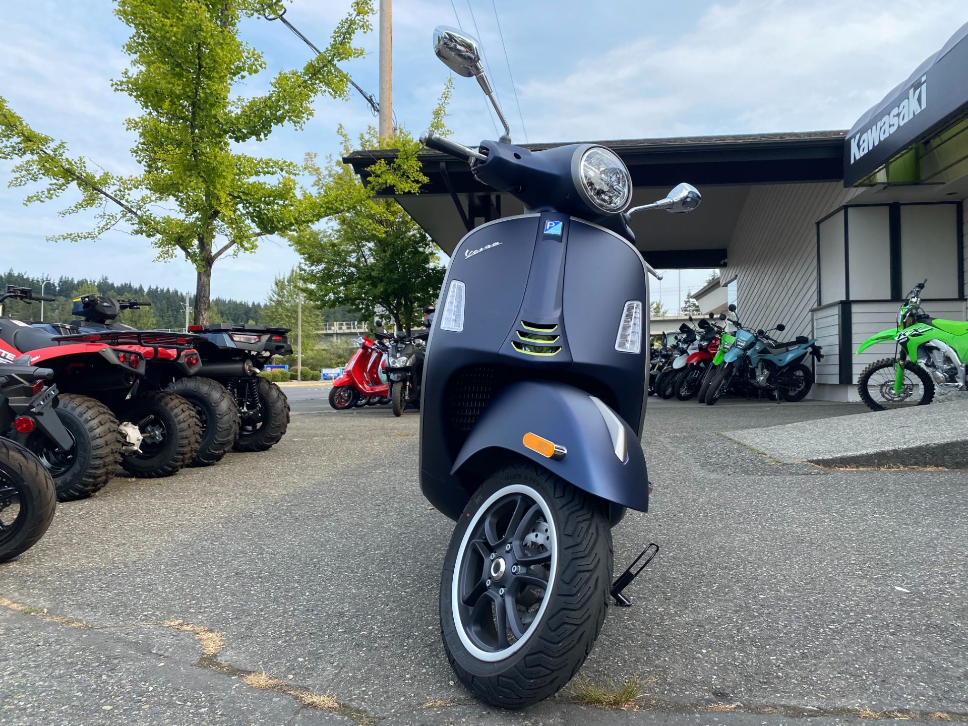 2024 Vespa GTS Super 300 Tech in Bellevue, Washington - Photo 2