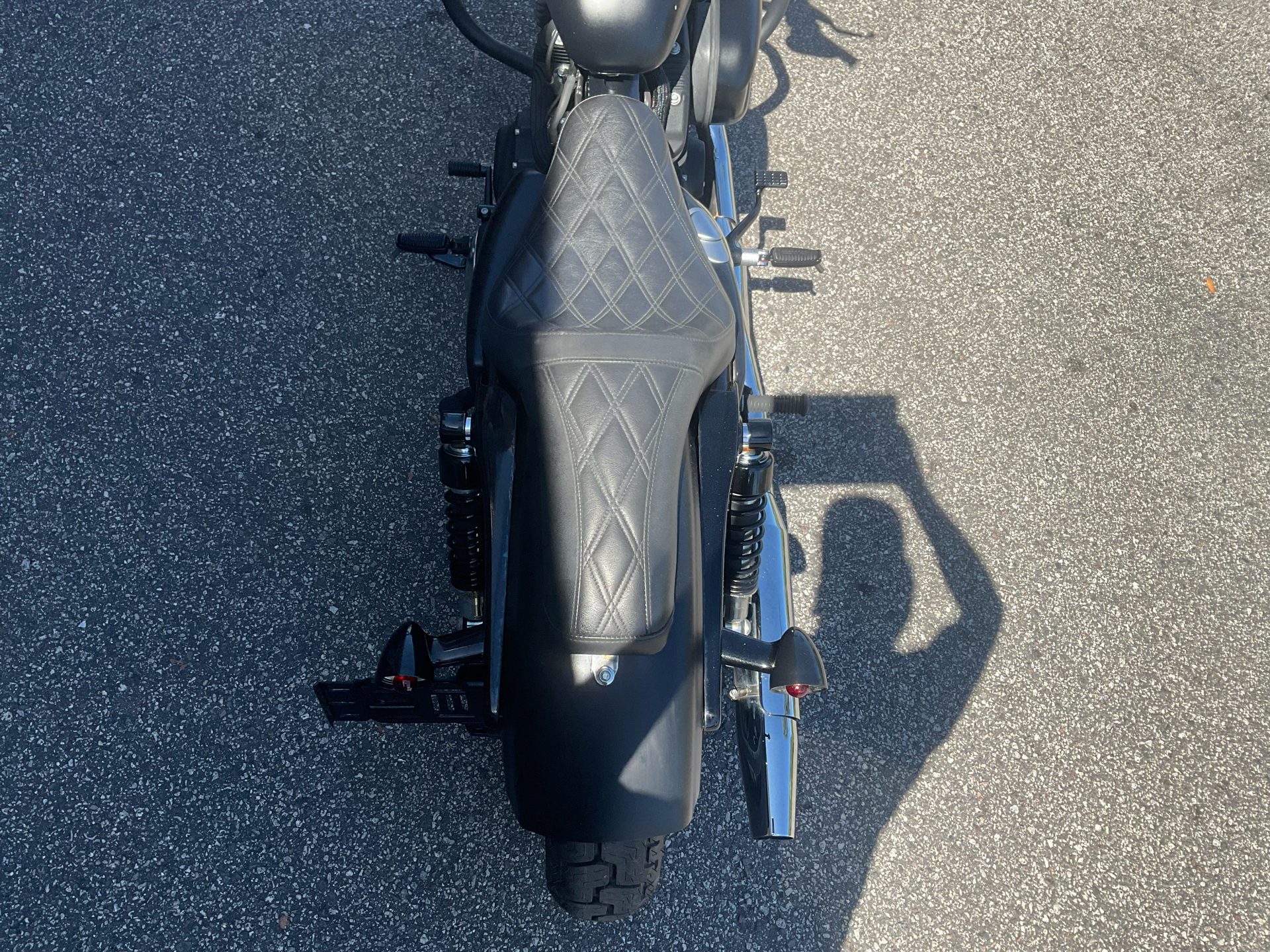 2015 Harley-Davidson Iron 883™ in Sanford, Florida - Photo 22