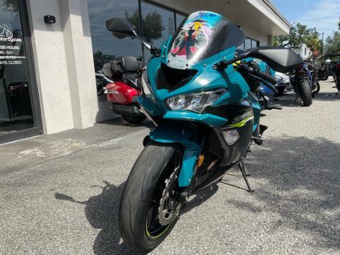 2021 Kawasaki Ninja ZX-6R in Sanford, Florida - Photo 3