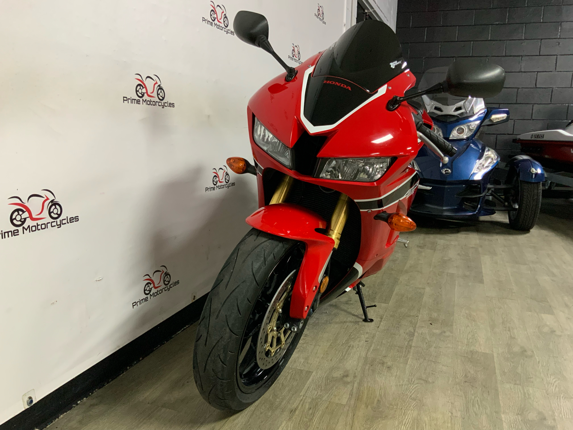 2018 Honda CBR600RR in Sanford, Florida - Photo 3