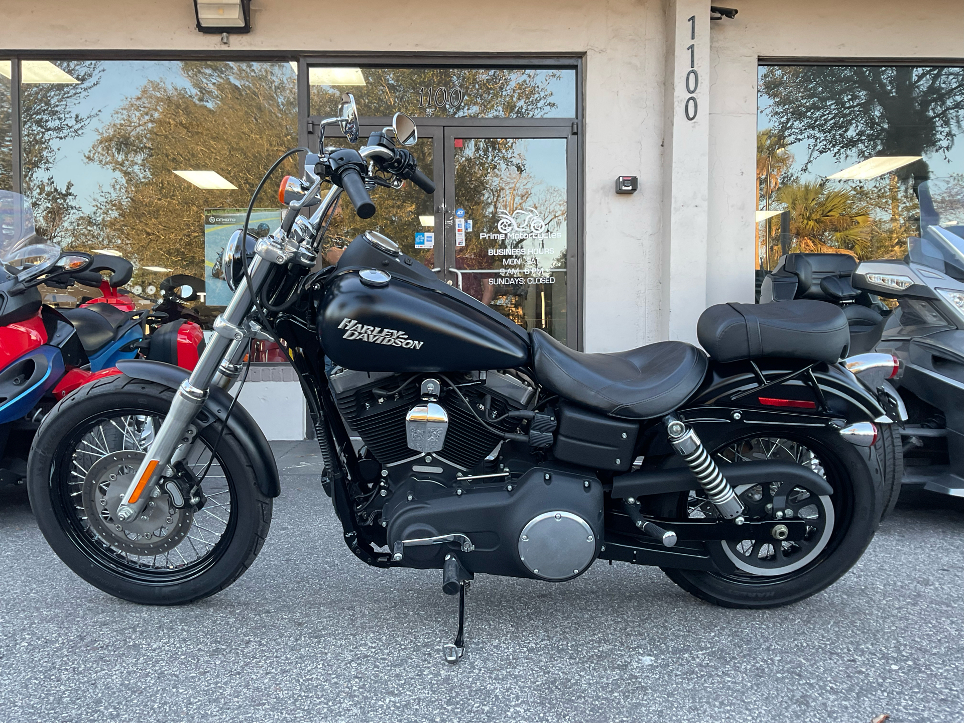 2011 Harley-Davidson Dyna® Street Bob® in Sanford, Florida - Photo 1