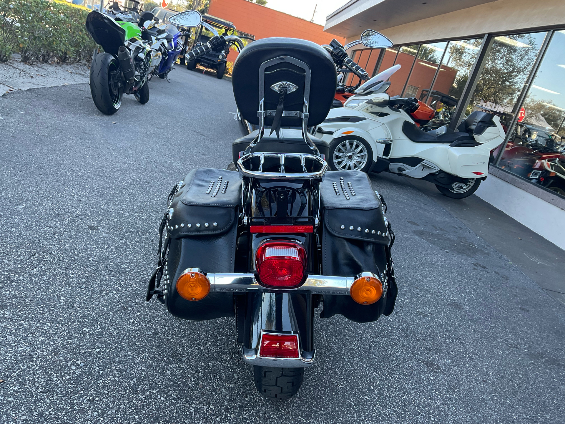 2014 Harley-Davidson Heritage Softail® Classic in Sanford, Florida - Photo 9