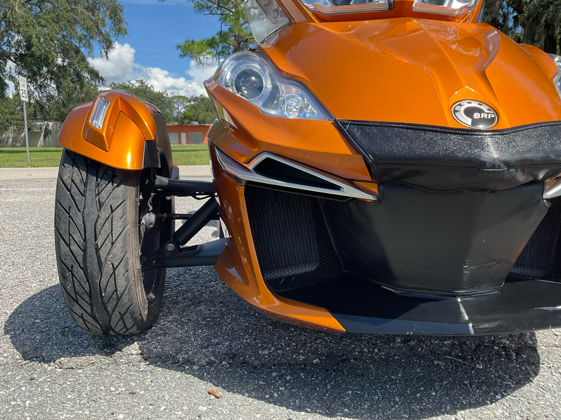 2014 Can-Am Spyder® RT-S SE6 in Sanford, Florida - Photo 15