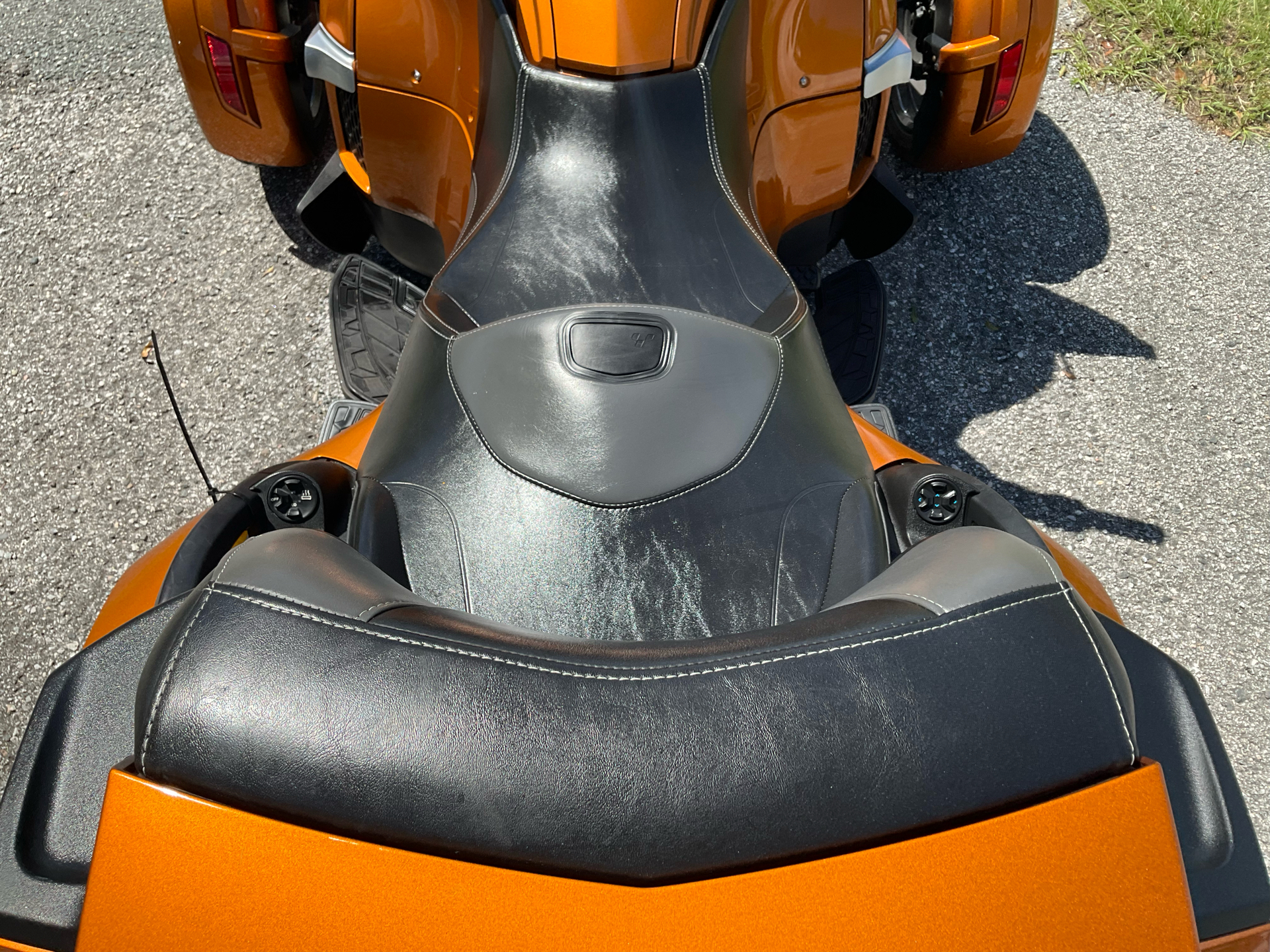 2014 Can-Am Spyder® RT-S SE6 in Sanford, Florida - Photo 28