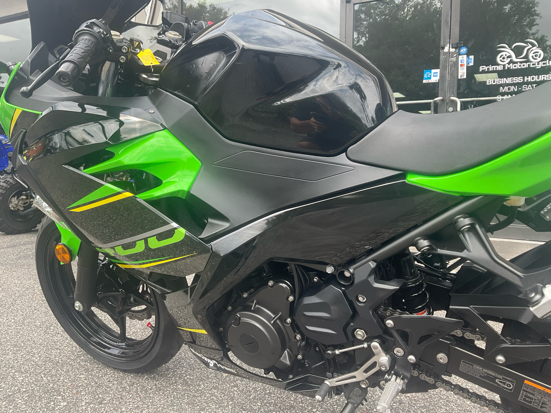 2018 Kawasaki Ninja 400 ABS in Sanford, Florida - Photo 12