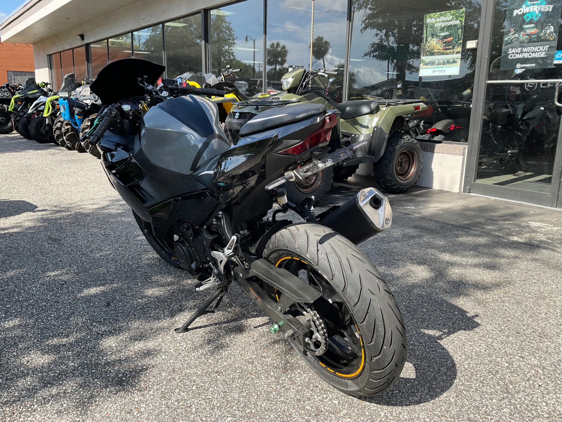 2018 Kawasaki Ninja 400 ABS in Sanford, Florida - Photo 10