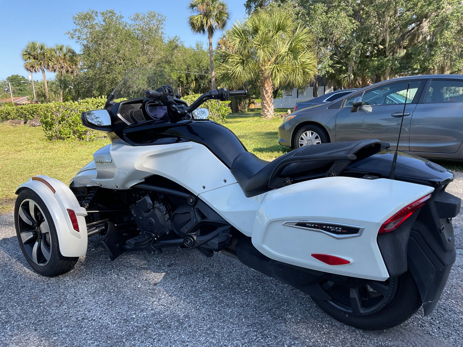 2018 Can-Am Spyder F3-T in Sanford, Florida - Photo 6