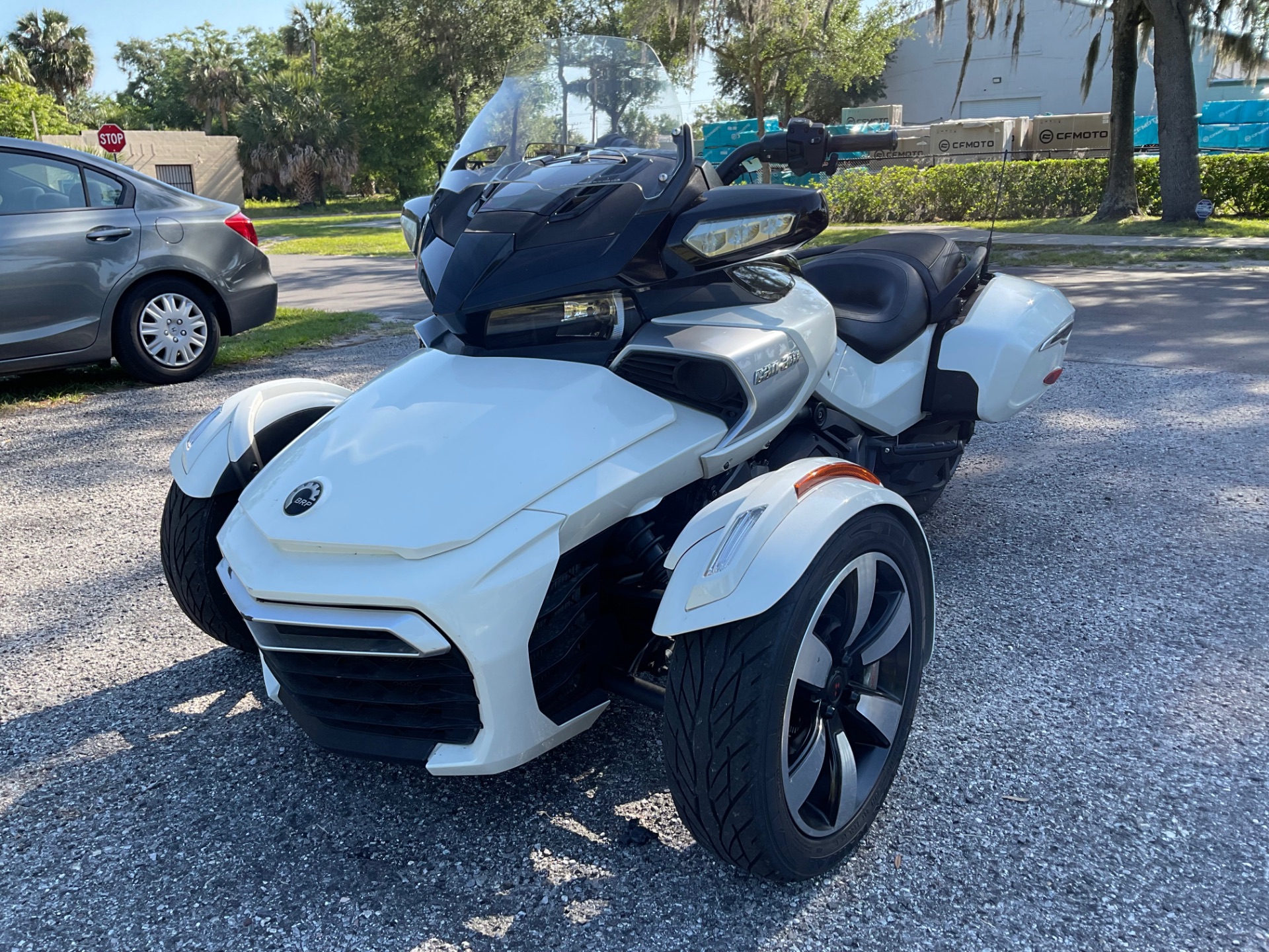 2018 Can-Am Spyder F3-T in Sanford, Florida - Photo 9