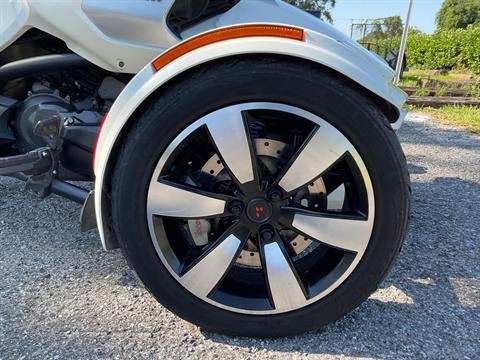 2018 Can-Am Spyder F3-T in Sanford, Florida - Photo 12