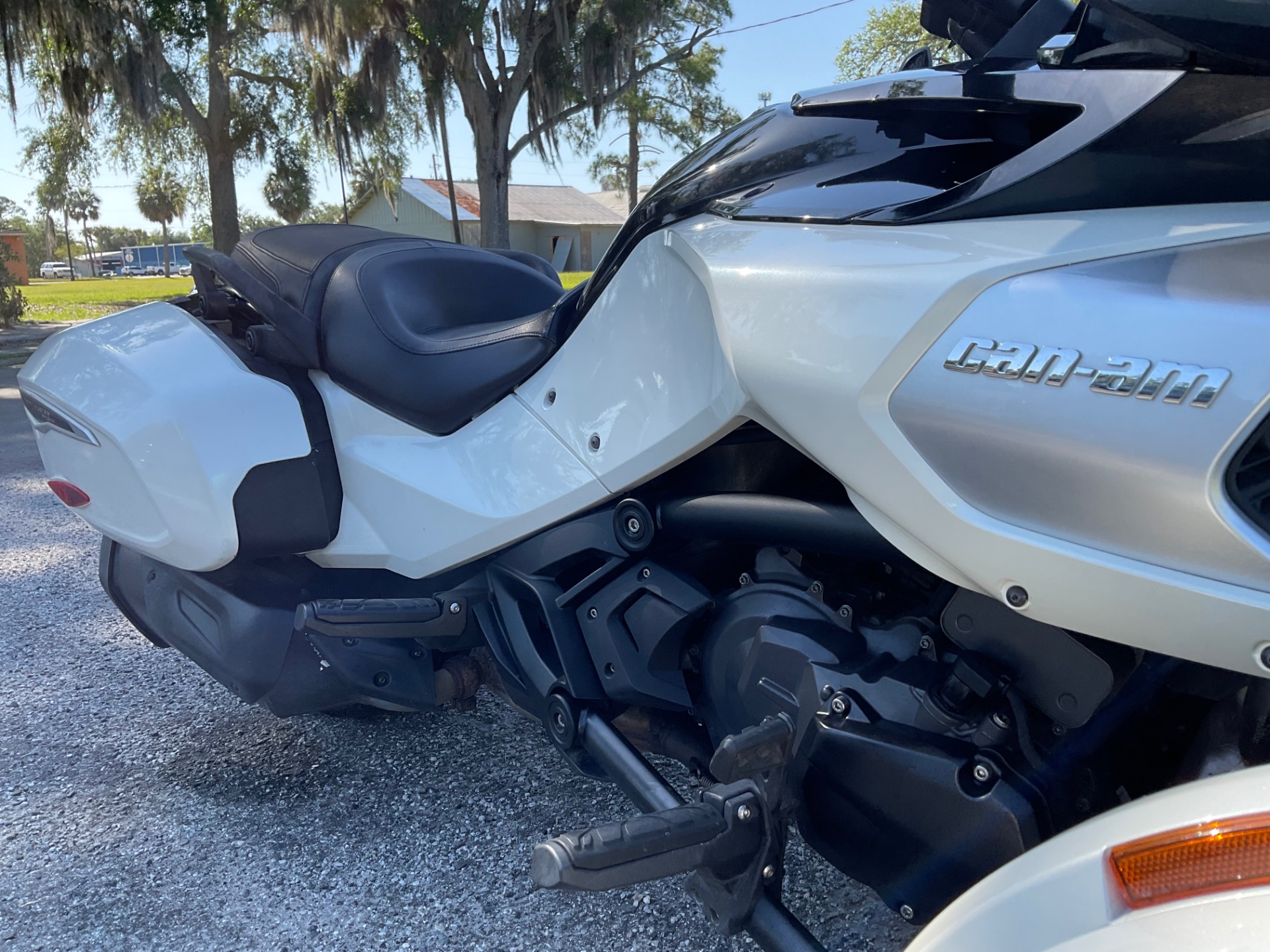 2018 Can-Am Spyder F3-T in Sanford, Florida - Photo 13