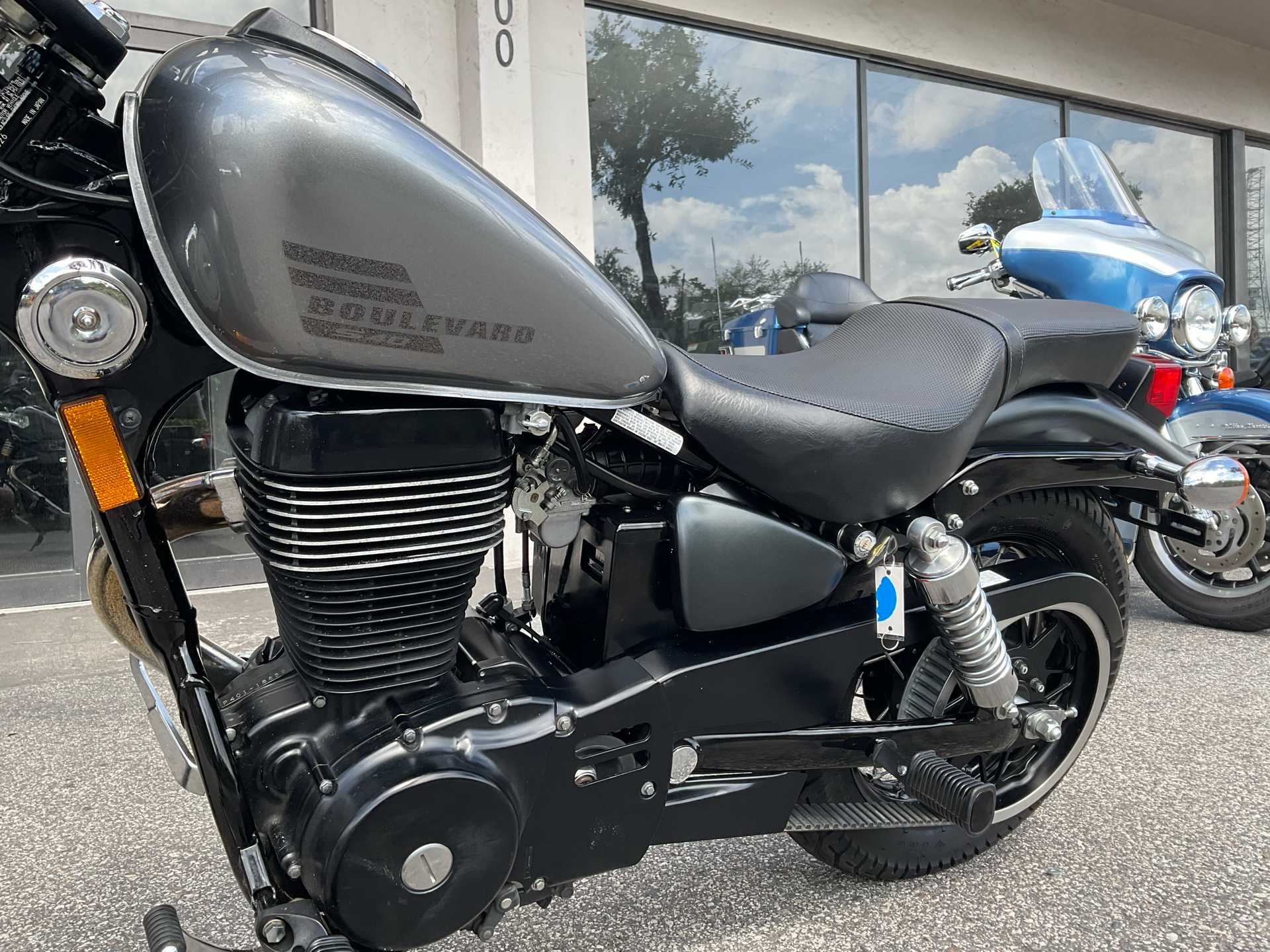 2019 Suzuki Boulevard S40 in Sanford, Florida - Photo 13