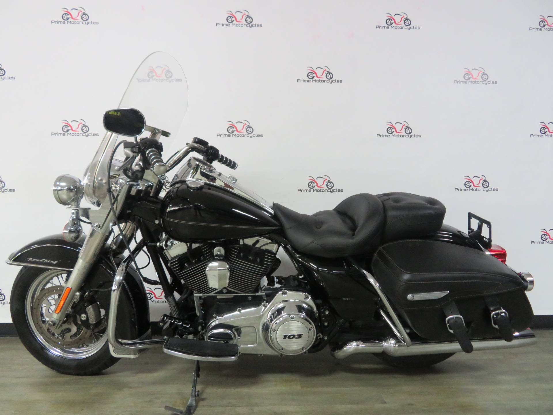2013 Harley-Davidson Road King® Classic in Sanford, Florida - Photo 1