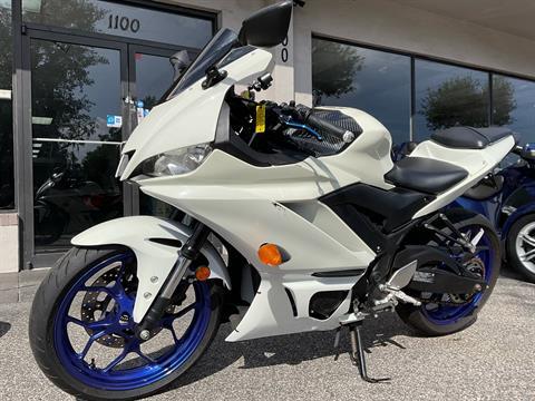 2021 Yamaha YZF-R3 ABS in Sanford, Florida - Photo 2