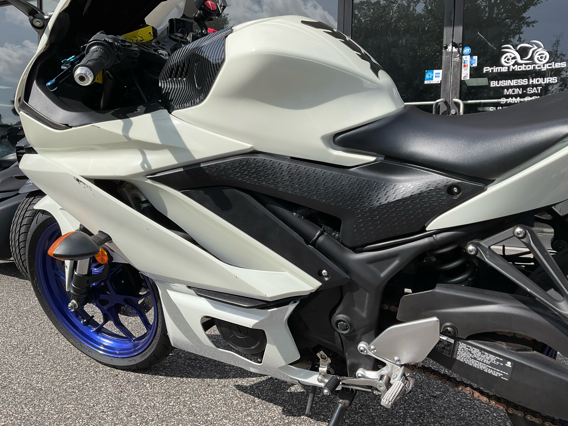 2021 Yamaha YZF-R3 ABS in Sanford, Florida - Photo 12