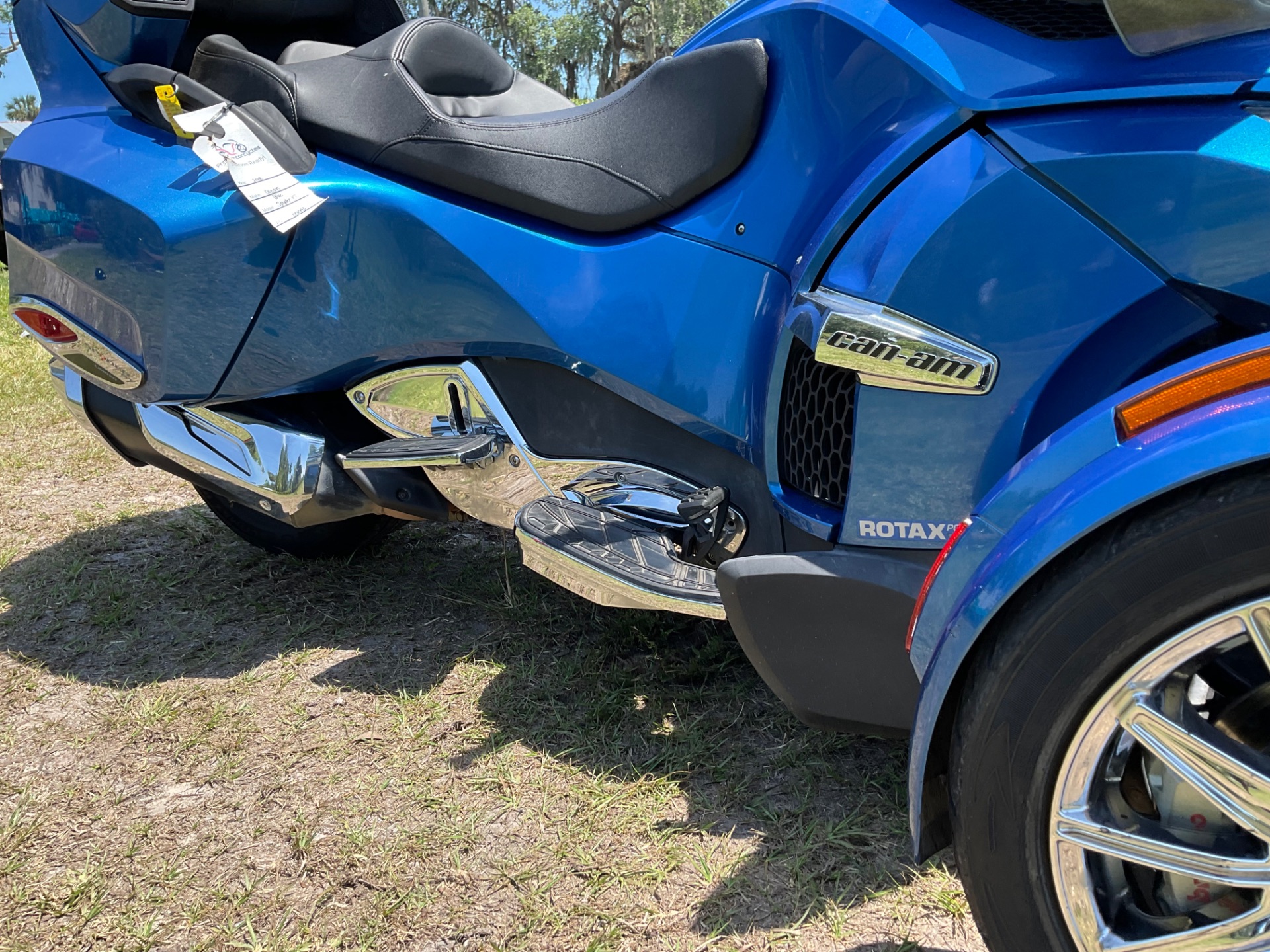 2018 Can-Am Spyder RT Limited in Sanford, Florida - Photo 20