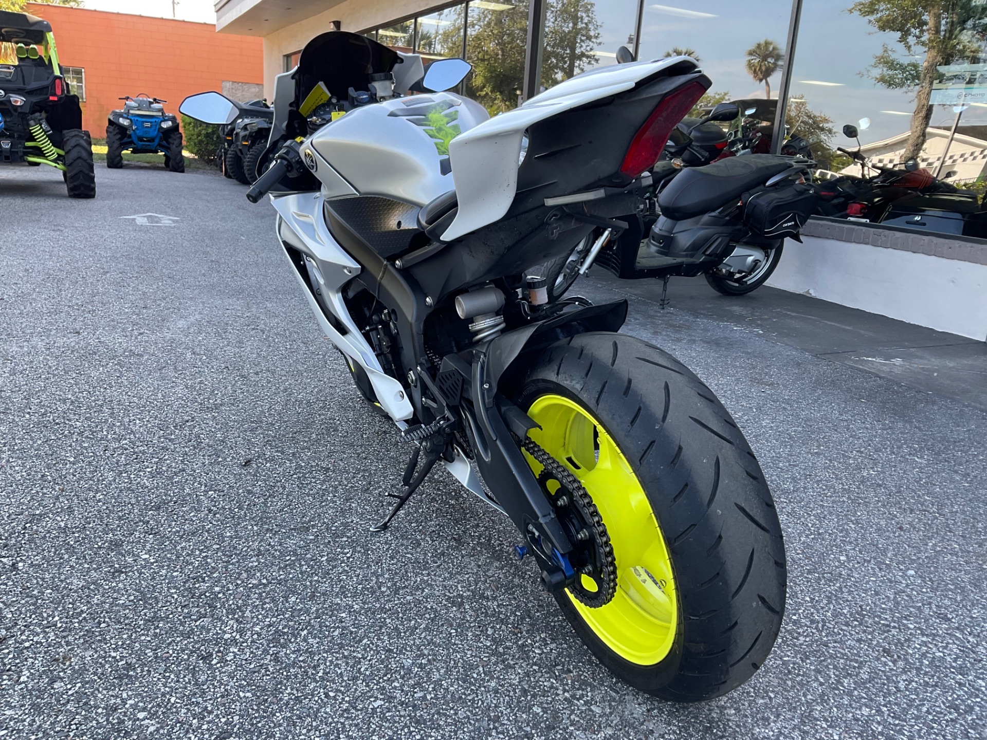 2017 Yamaha YZF-R6 in Sanford, Florida - Photo 9