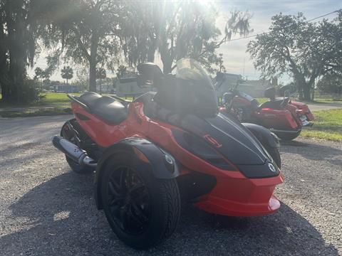 2012 Can-Am Spyder® RS-S SE5 in Sanford, Florida - Photo 5