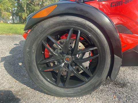 2012 Can-Am Spyder® RS-S SE5 in Sanford, Florida - Photo 19