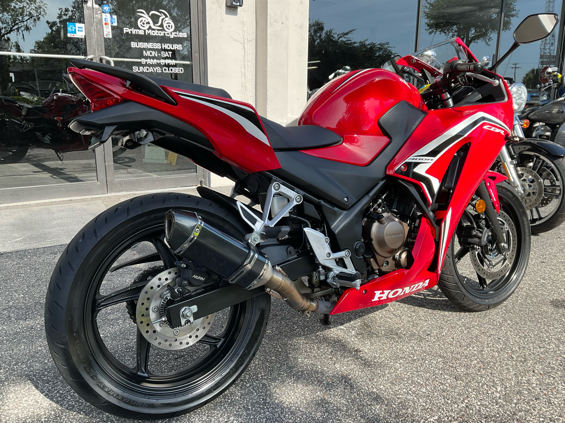 2021 Honda CBR300R ABS in Sanford, Florida - Photo 8