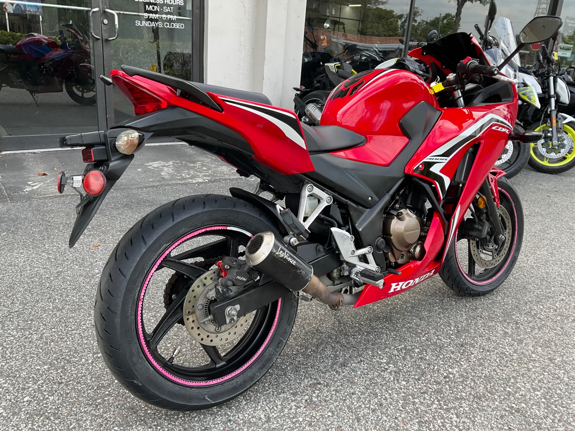 2021 Honda CBR300R ABS in Sanford, Florida - Photo 8